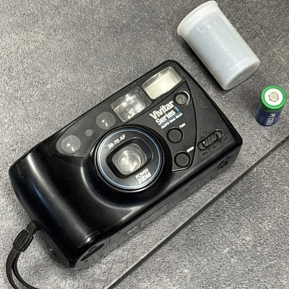 Vivitar Camera Series 1 460PZ Data Back 38-70 zoom AF W/ 35mm Film Extra Battery